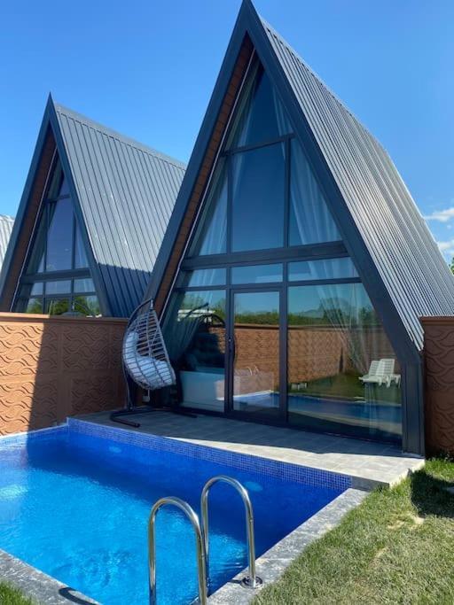 Hotel Triangle Life Suit Kartepe Esterno foto