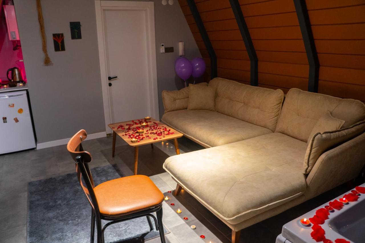 Hotel Triangle Life Suit Kartepe Esterno foto
